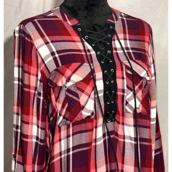 Express Henley T-Shirt, Shades of Purple, COrset Tie-up on Bodice - Picture 3 of 8